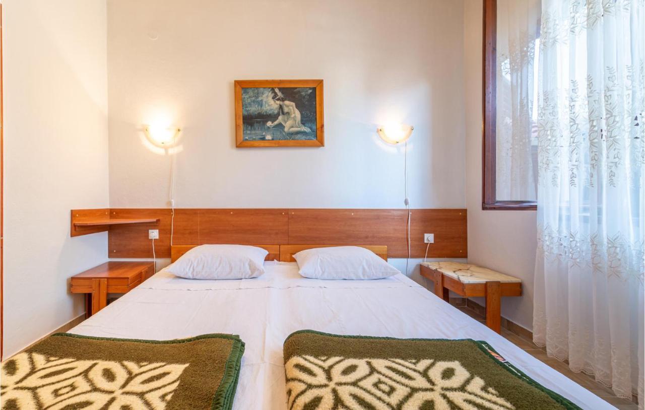 Stunning Apartment In Zadar With Wifi Kültér fotó